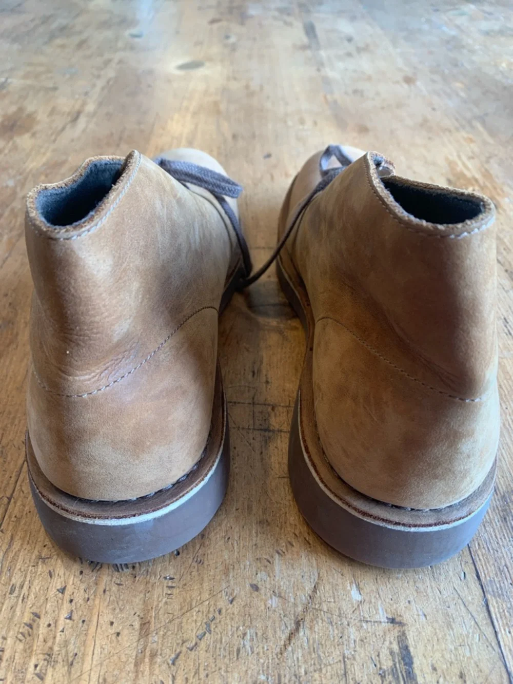 Clarks Men’s Brown Suede Chukka Boots - Classic Lace-Up